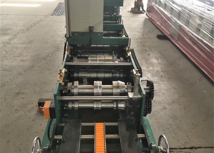 380V Snap Lock Roof Panel Machine 5.5KW Click Steel Standing Seam Machine For Wall