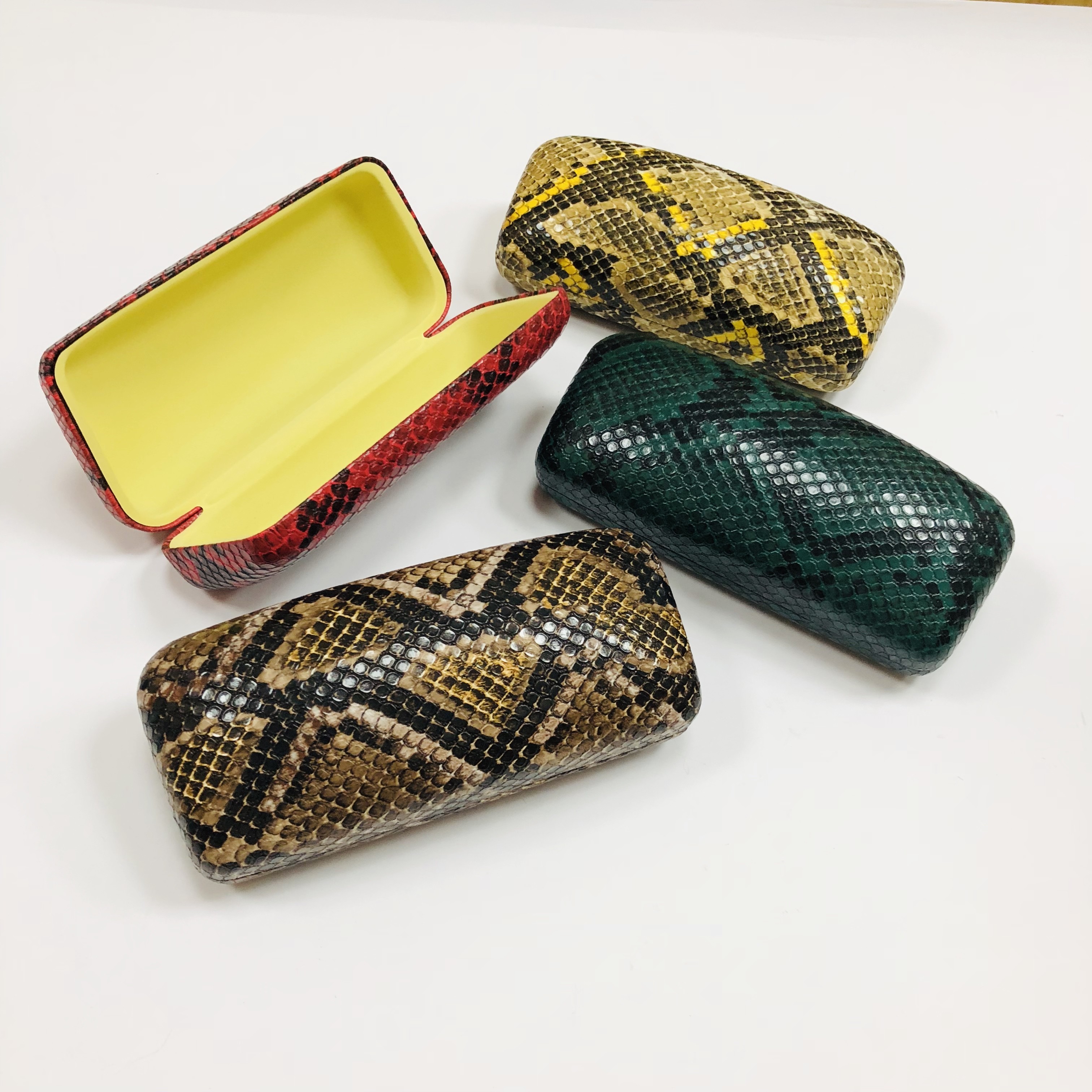 Portable Custom PU leather design hard eyeglasses box for sunglasses