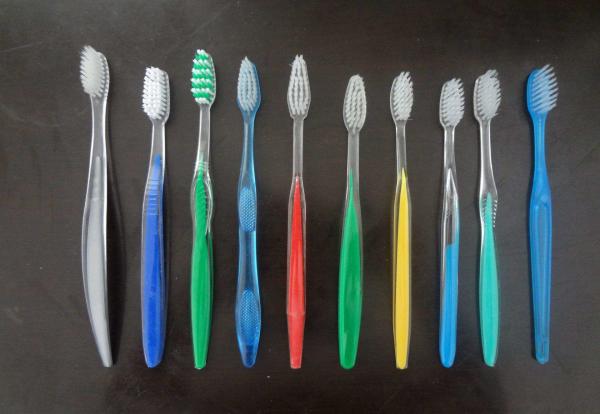 Professional Two Color Injection Molding Machine For Bamboo Toothbrush