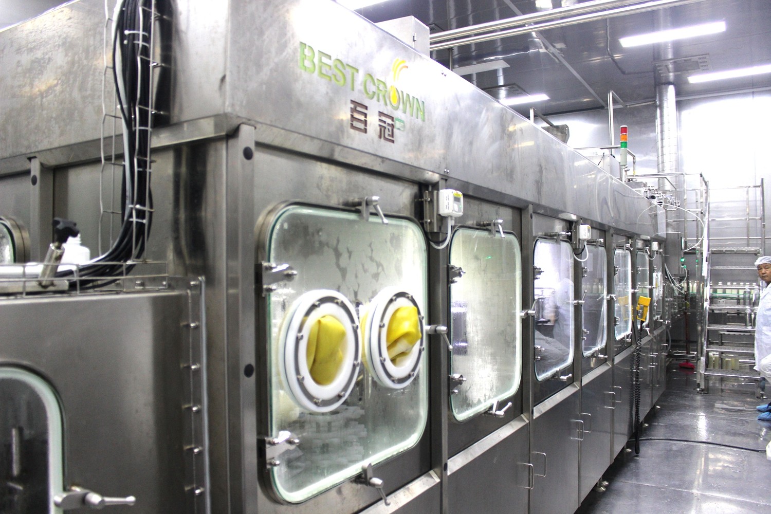 3 In 1 500ml 36000BPH Tea Juice Bottle Filling Machine