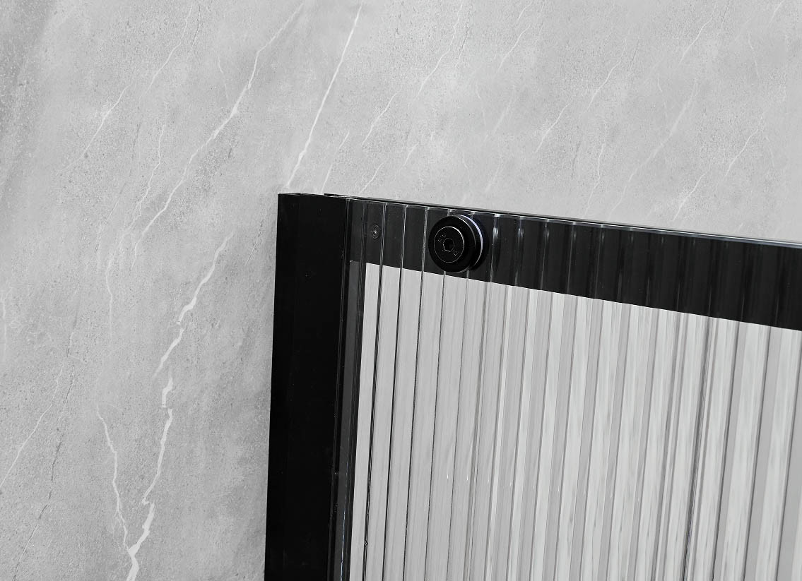 6mm Narrow Reeded Glass With Alum Frame For Modern And Stylish Bathroom