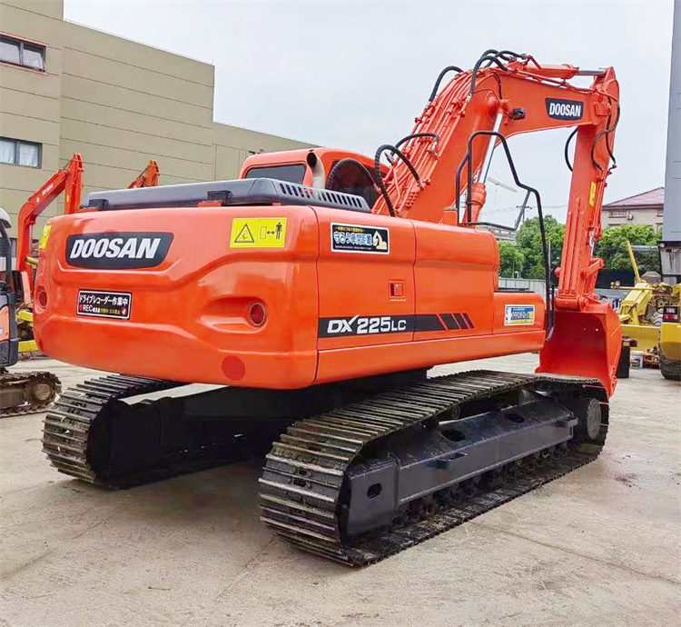 Doosan 225 Excavator 22 Ton Crawler Chain Made in Korea with 21800 KG Operating Weight