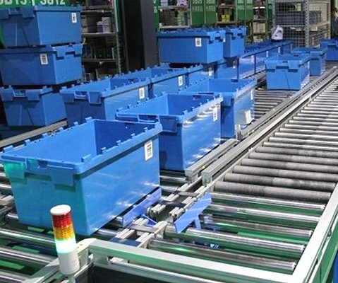 Heavy Duty Stackable Nesting HDPE Plastic Crates With Attached Lid Totes 67 ltr