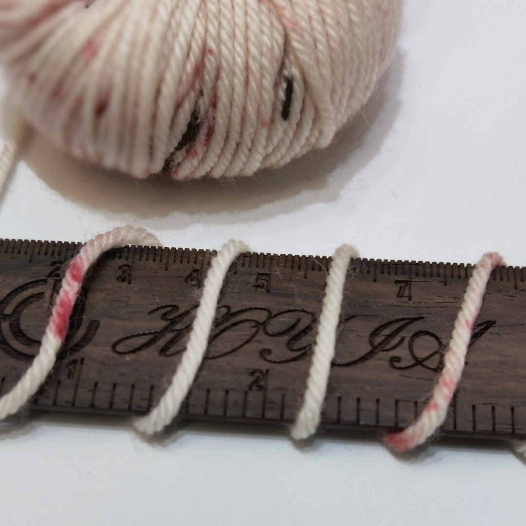 4/8NM 100% Merino Wool Fancy Crochet Yarn For Knitting Good Customizable