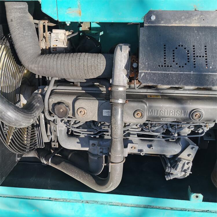 Good Condition 20 Ton SK200-6 Kobelco Excavator from Japan in Shanghai Original 2017