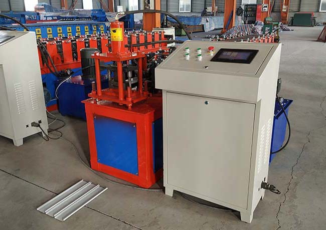 Galvanized Roller Shutter Door Making Machine , Shutter Profile Machine Sidewall 16mm