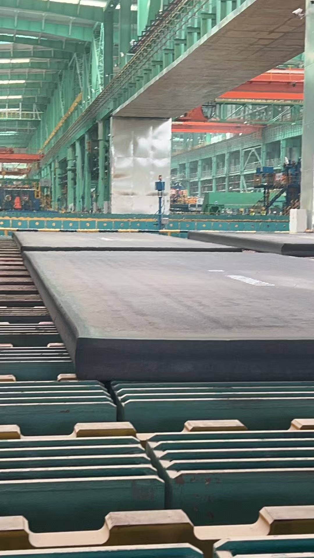 Hot Rolled Forged Medium & Heavy Steel Plate