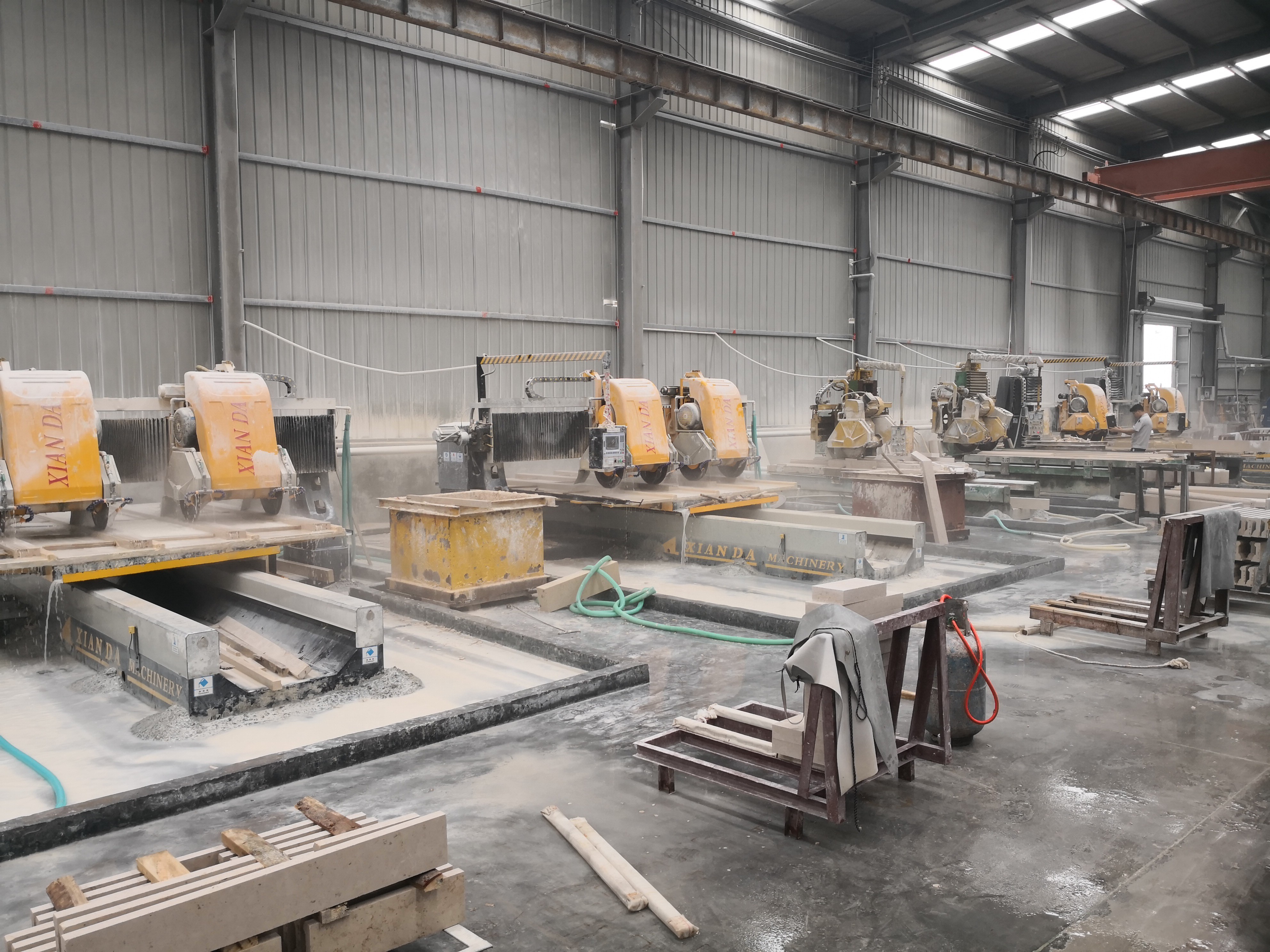 Easy Maintenance Stone Profile Cutting Machine With Blade Diameter Range 400-700mm
