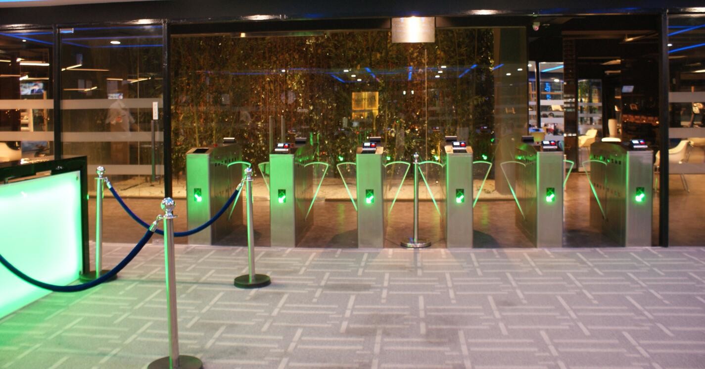 110V/220V stainless steel full-auto flap barrier access control
