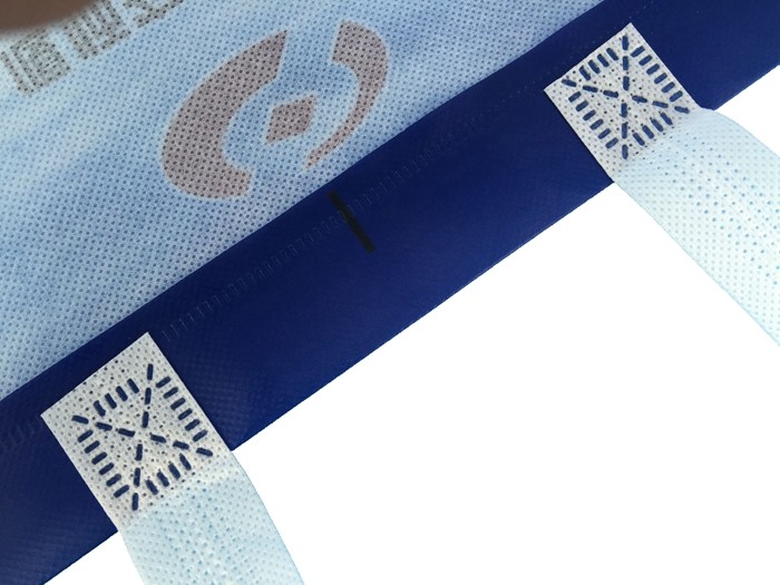 Custom Wholesale Hot Sale Reusable non woven gift bag with logo /white handle2.5*40cm
