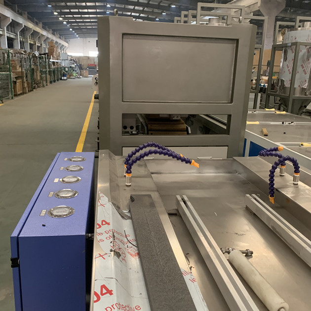180mm Width 55kw Furniture Plastic Profile Production Line