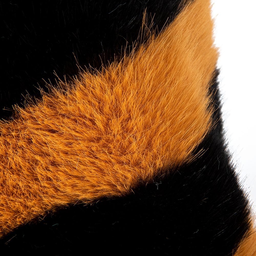 Long Pile Faux Fur Fabric for Winter Season Strip Printed Design 150D Yarn Count