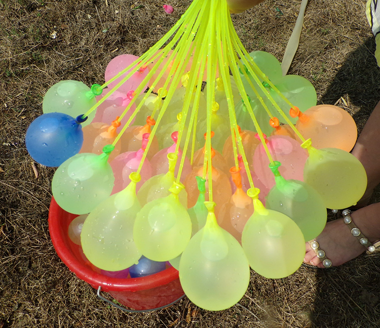 Unisex Tropical Colored Water Balloons for Outdoor Family Friends Children Summer Fun