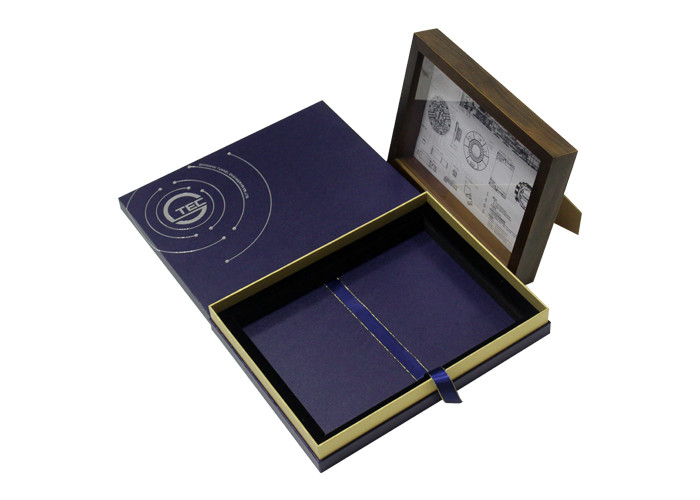 Art Paper Luxury Packaging Box With UV Coating Hot Foil Stamping