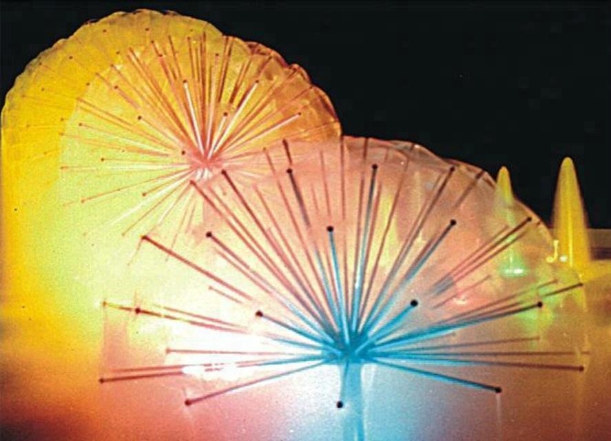 Rolling Ball Water Dandelion Fountain Home Garden High Spray
