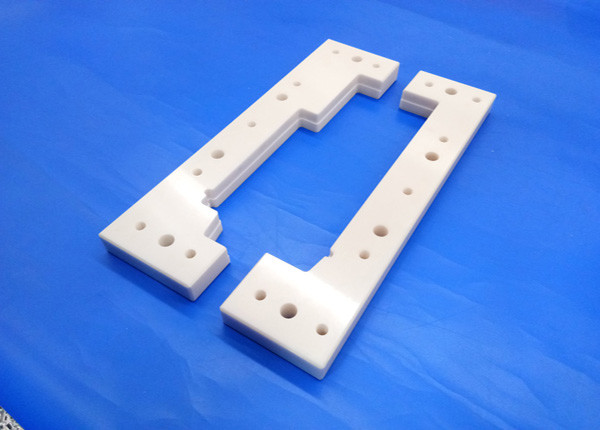 White Toughened Zirconia Machinable Ceramic Block High Strength 95% zro2 Sudstrate