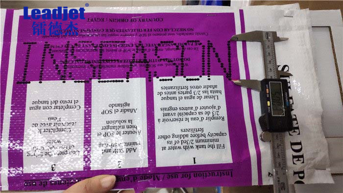 A320 DOD Inkjet Coding And Marking Machine For Metal Plastic Large 3.8L Ink Tank