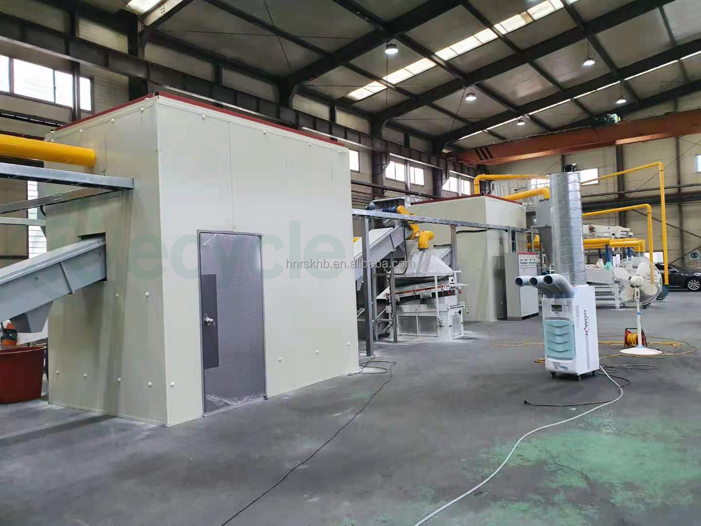 Customized Lithium Ion Battery Recycling Machine / Car Battery Recycling Equipment