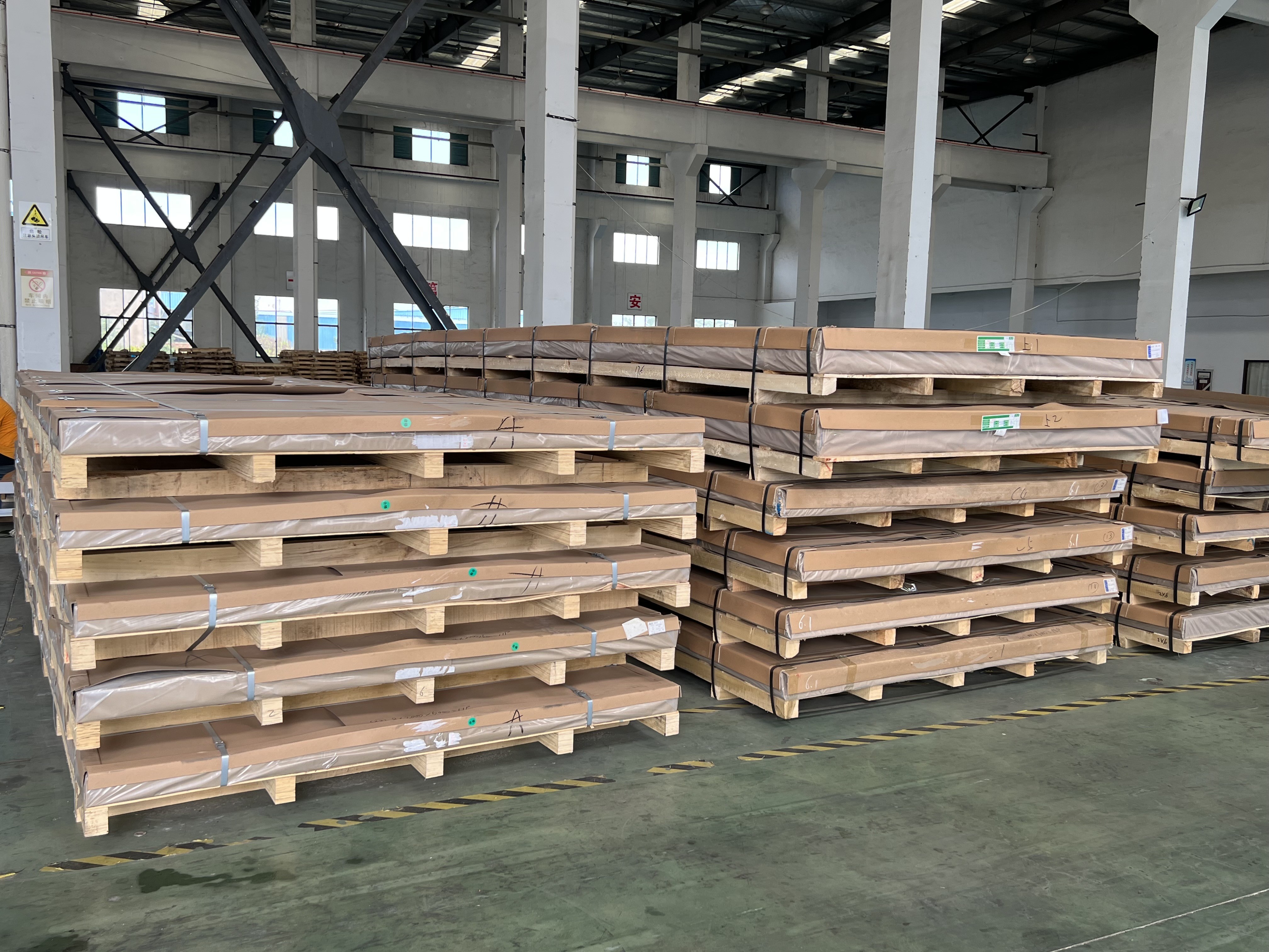 A1050,A1060,A1070,A1100 Aluminum Alloy Plate H112 H32 1250mm Stucco Embossed