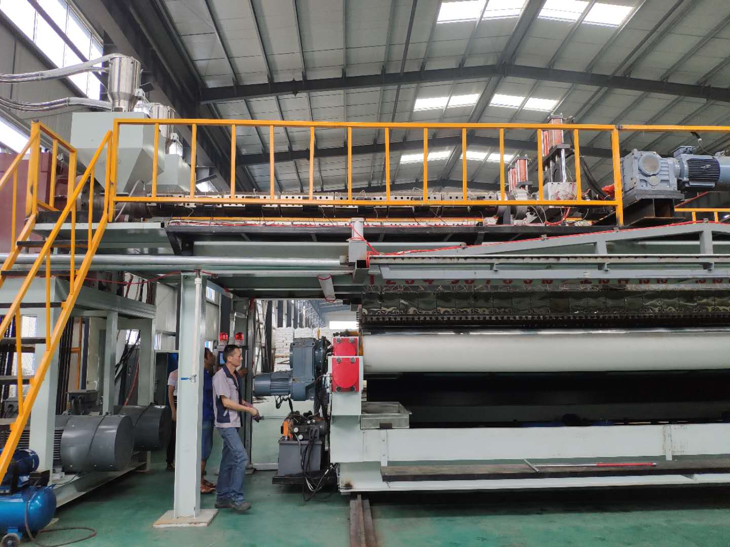 Design HDPE Geomembrane Welding Machine for Plastic Geomembrane Thickness 1.0-3.0mm