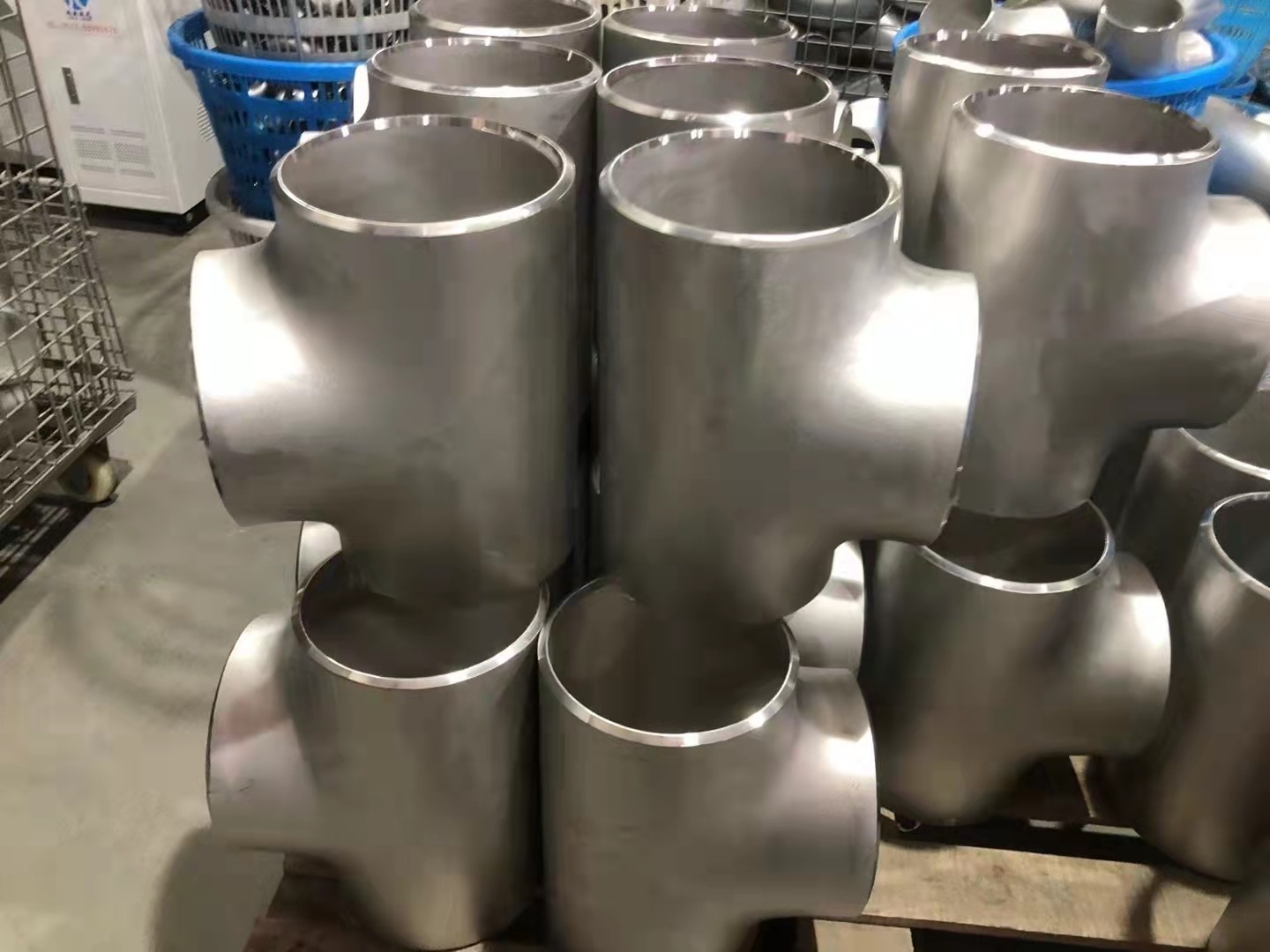 15mm To 1220mm Steel Butt Welding Elbow Astm A234 Sch 40 90 Degree