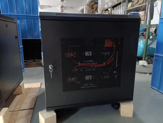 48V 5KW Home Lithium Battery Solar System Floor Mounted Environmental friendly