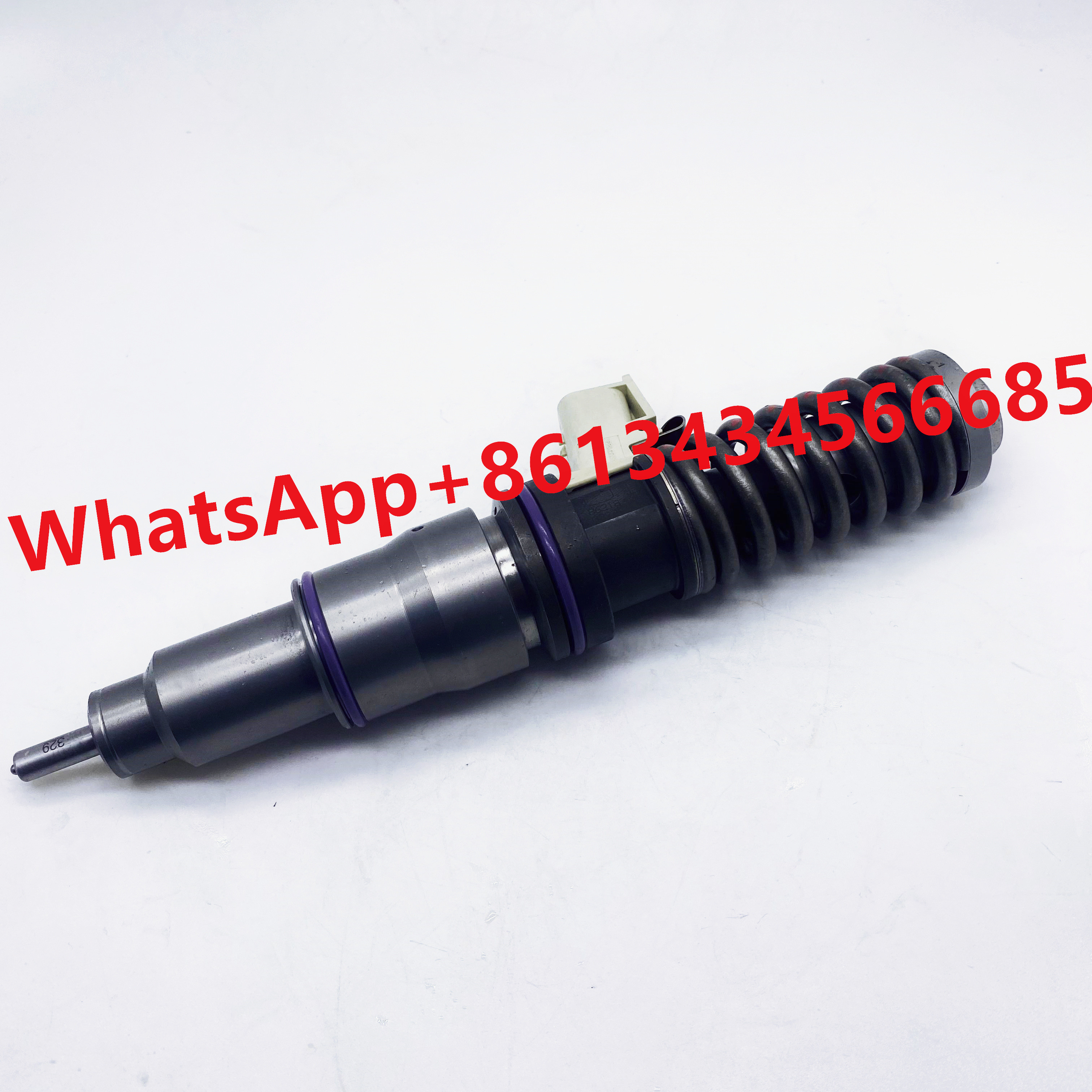 Diesel engine fuel Injector 21569200 BEBE4K01001 7421569200 E3.27 For RVI /VOLVO MD13