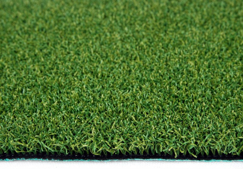 Portable Artificial Golf Putting Green With CPP Backing And PP Material Olive Green Artificial Fake Grass