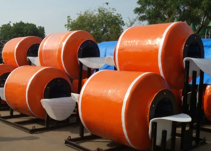 Polyurea Layer Dia 700mm Foam Filled Fender Floating Marine Fenders