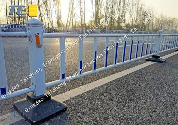 Urban Road Isolation Guardrails Road Safety Barrier Municipal Guardrail