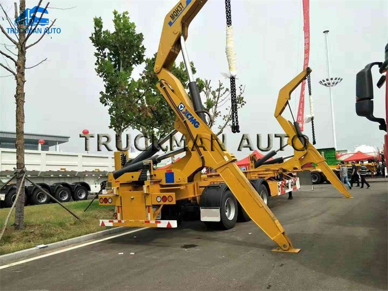 High Efficient Side Loader Container Truck Easy Loading Unloading With 37 Tons Crane
