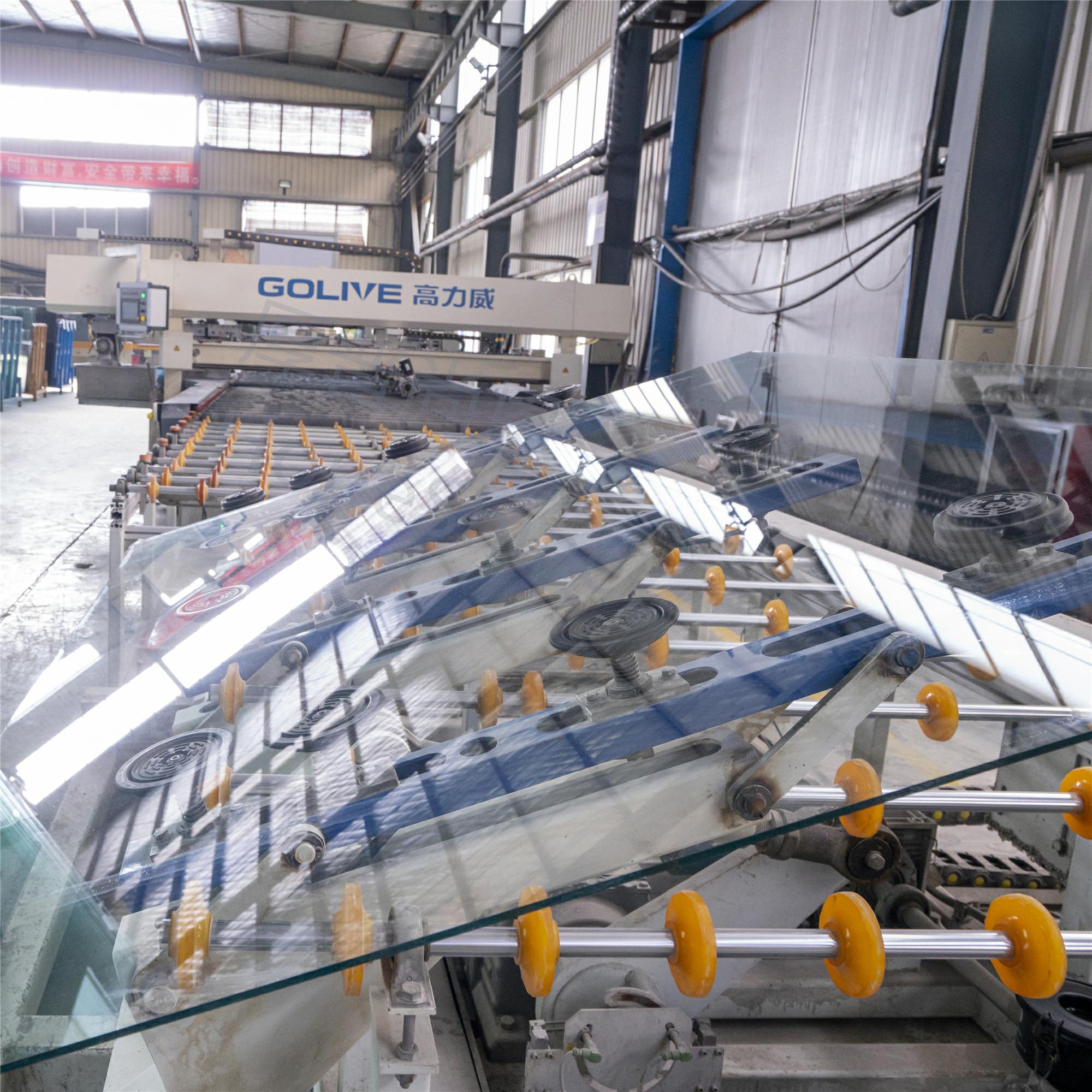 Ultra Clear Float Pattern Decorative Glass Narrow Reeded Tempered Sheet Glass Stair Manufacturing Plant
