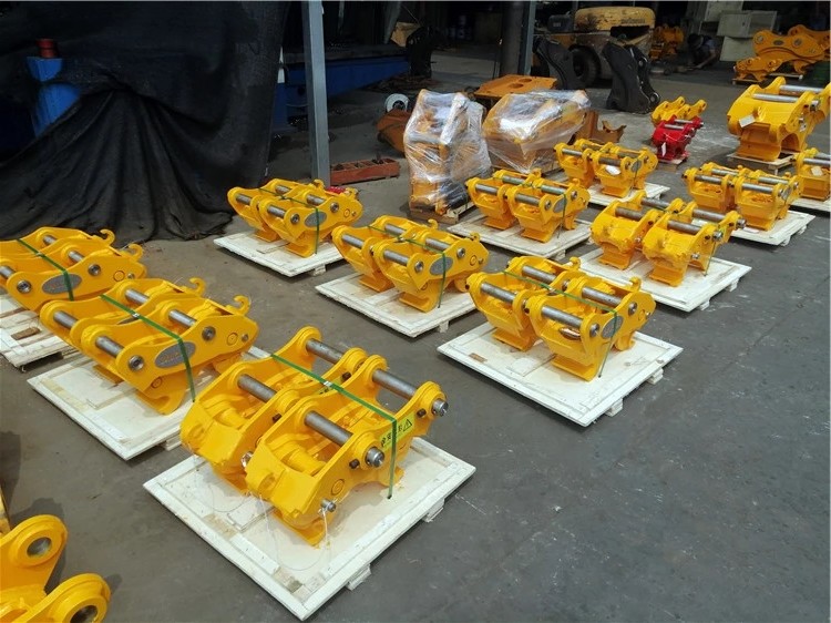 Construction Machinery Excavator Hydraulic Quick Hitch OEM Customize Quick Coupler