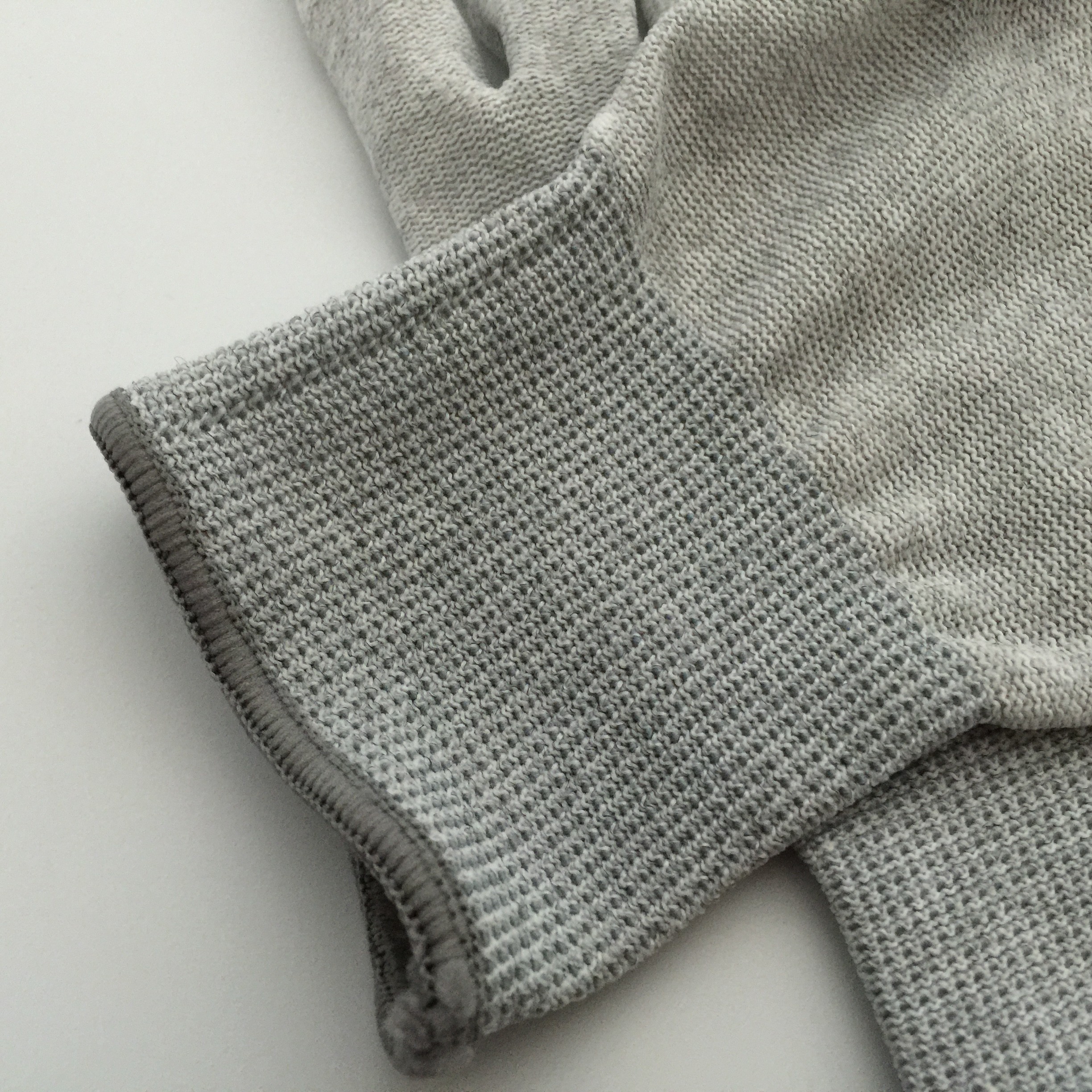 ESD PU Top Coated Anti Static Gloves Polyester Liner With Carbon Filament Knitted