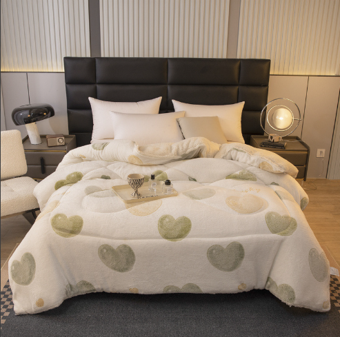 3 Grade Color Fastness Soft Chemical Fiber Quilt Customized Size for Luxury Bed Cover