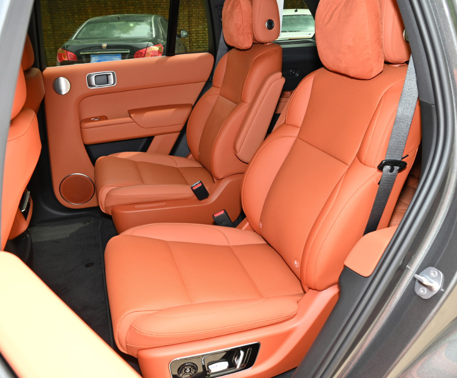 Hot-Sell Electric LI L8 2023 Air Extended Range 154 HP 2 motor 4 WD 6 seats SUV