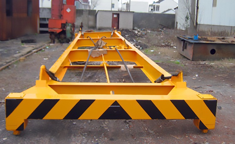 Condition 42 Tons Payload 40ft Shipping Container Spreader Semi-Auto Lifting Beams with Sling Demension 12118 x 2438 mm