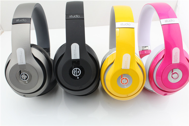 Apple Beats by Dre Studio 2.0 Wired Over-Ear Headphone (white, black, red, pink)