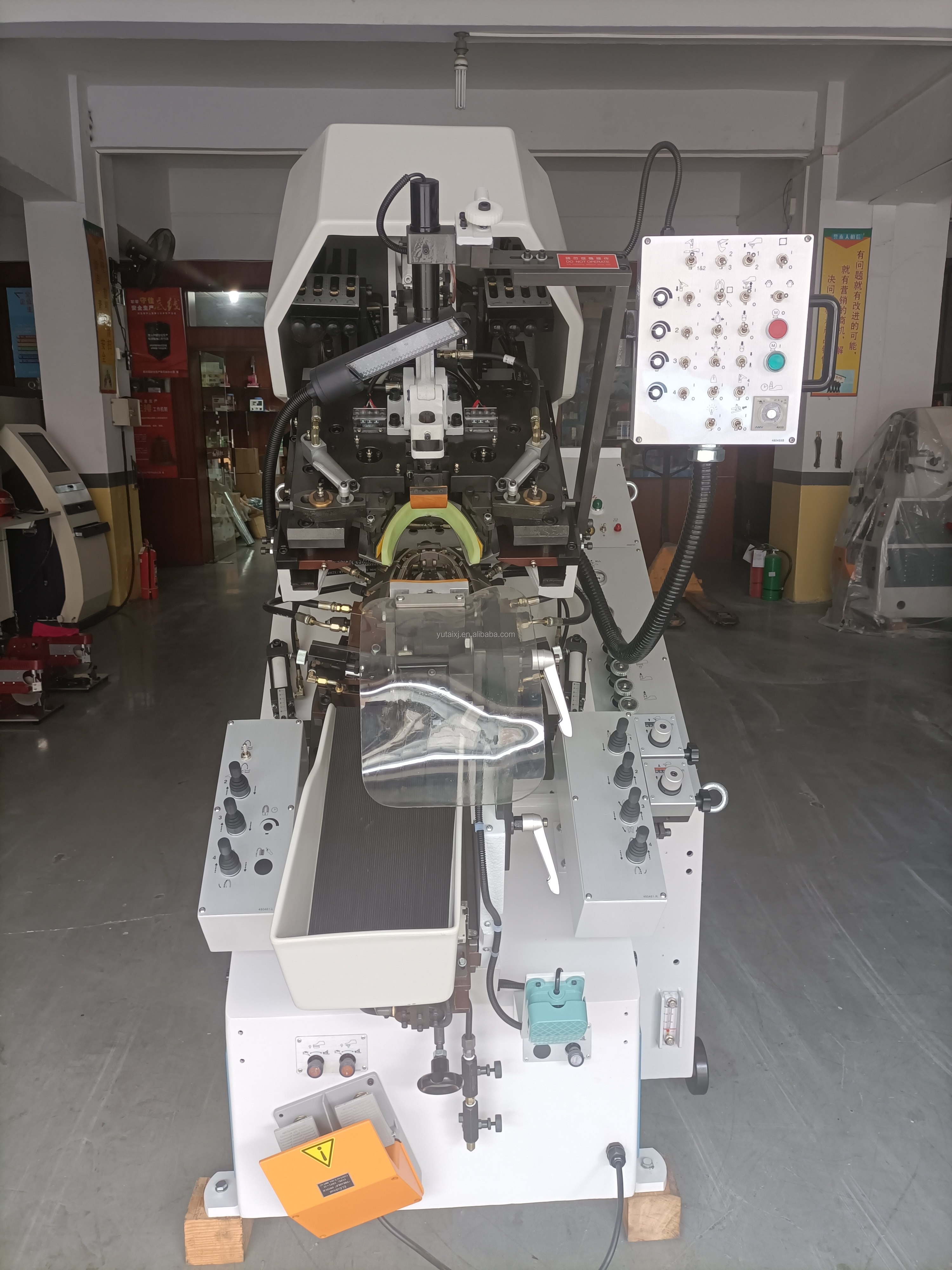 High Heel Shoe Last Machine Efficient Operation High Consistency Heel Seat Lasting Machine