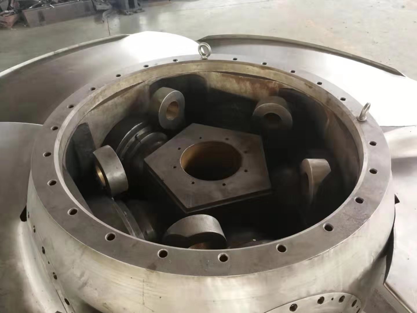 Fish Friendly 2000KW Whirlpool Kaplan Turbine Generator