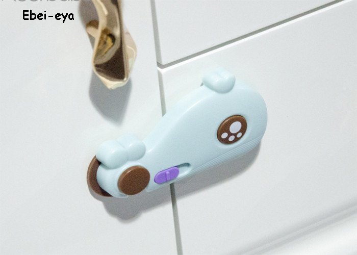 Classic Child Safety Cabinet Locks Little Whale Shape Biparting , Baby Safty Lock