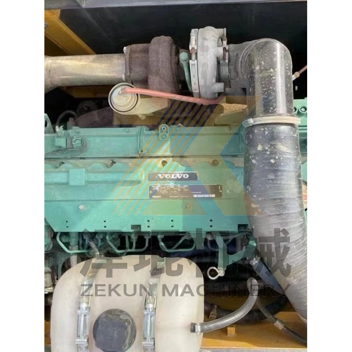 Used Volvo EC240 Excavator with 134 KW Cummins Engine in Excellent Condition