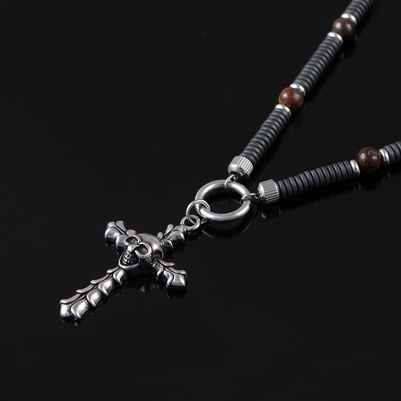 Retro hip-hop stainless steel cross skull pendant, trendy boyfriend necklace hang tag