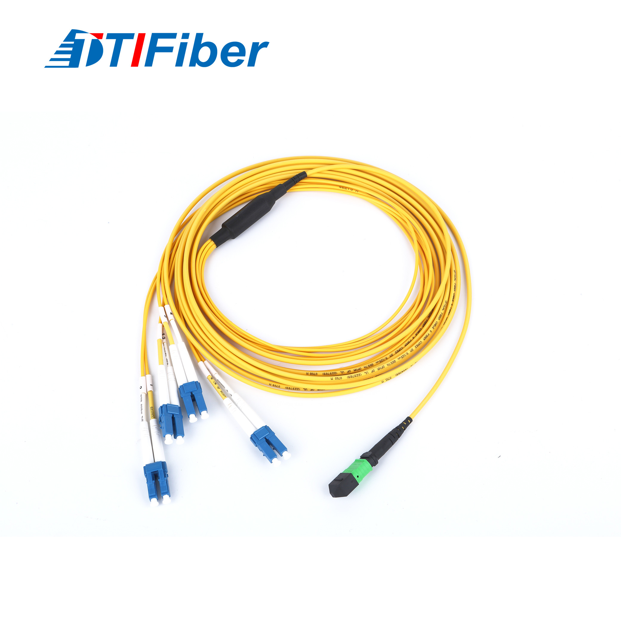 Low Loss 12F 3.0mm OM3 LSZH MPO fiber patch cord Customized Color