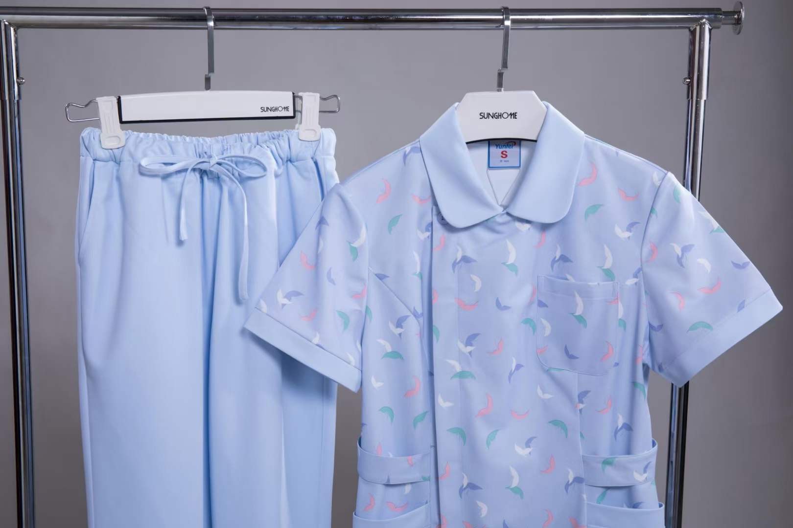 S&J OEM Medical Clothing Hospital Uniform Doctors Nurses Men Women Hospital Clothing Patient Gown Clothes Cotton Unisex Custom