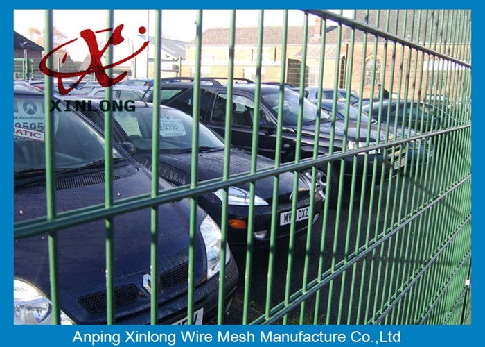 Hot Dipped Galvanzied Welded 656 Double Wire Mesh / Industrial Security Fencing
