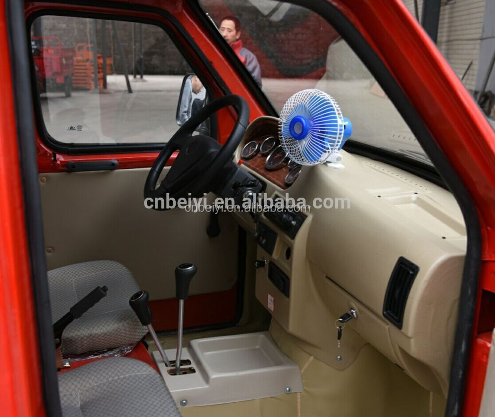 Hot Tricycle Passenger Tricycle Tuk Tuk With 380kg Load Capacity And Fuel Tank 13L