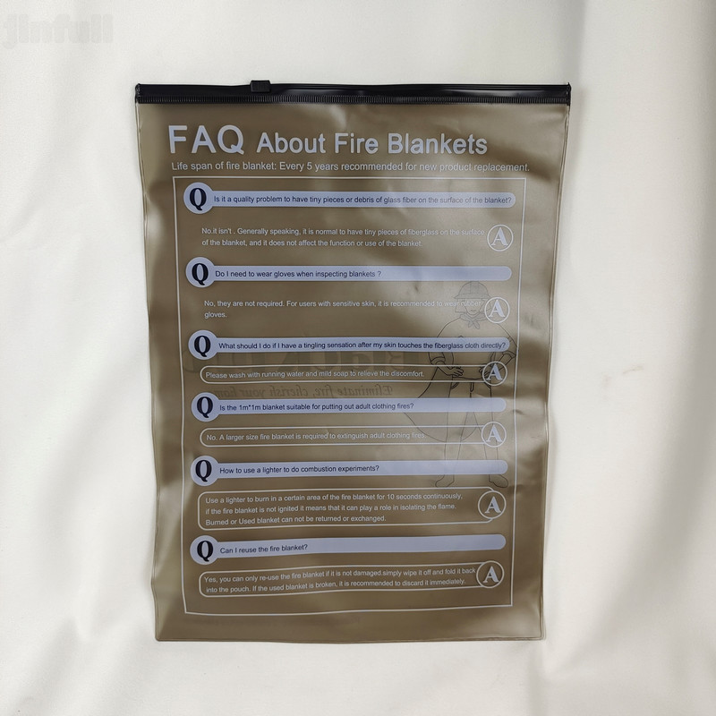 Reusable PVC Pouch With Zipper Regenerative Material For Various Clothes