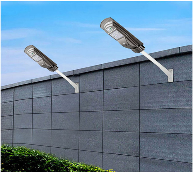 20W 2000 Lumens Solar LED Street Lights