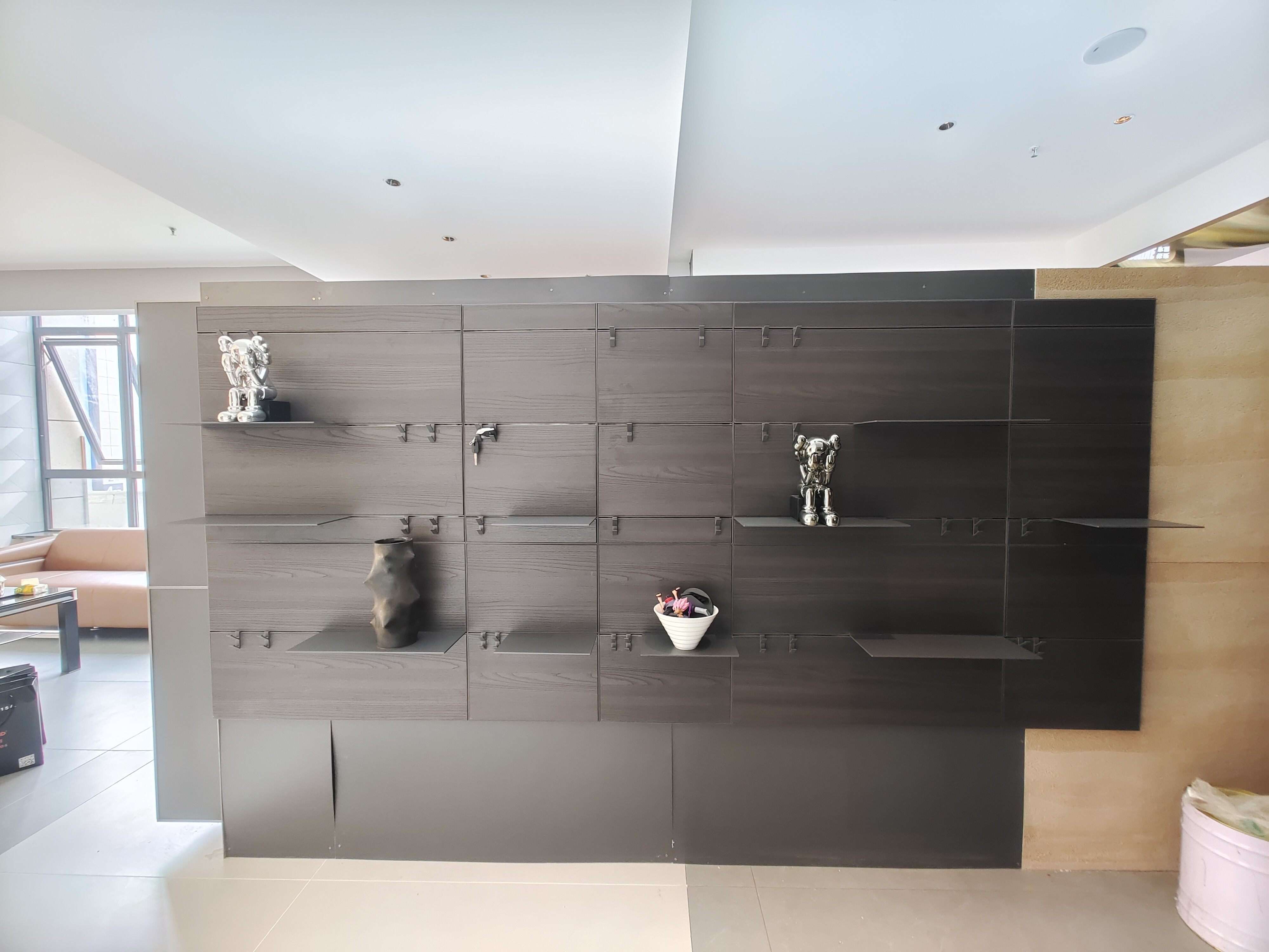 Solid Wood Wall Shelf Hanging Storage Furniture Metal Mounted Wall Floating Shelves